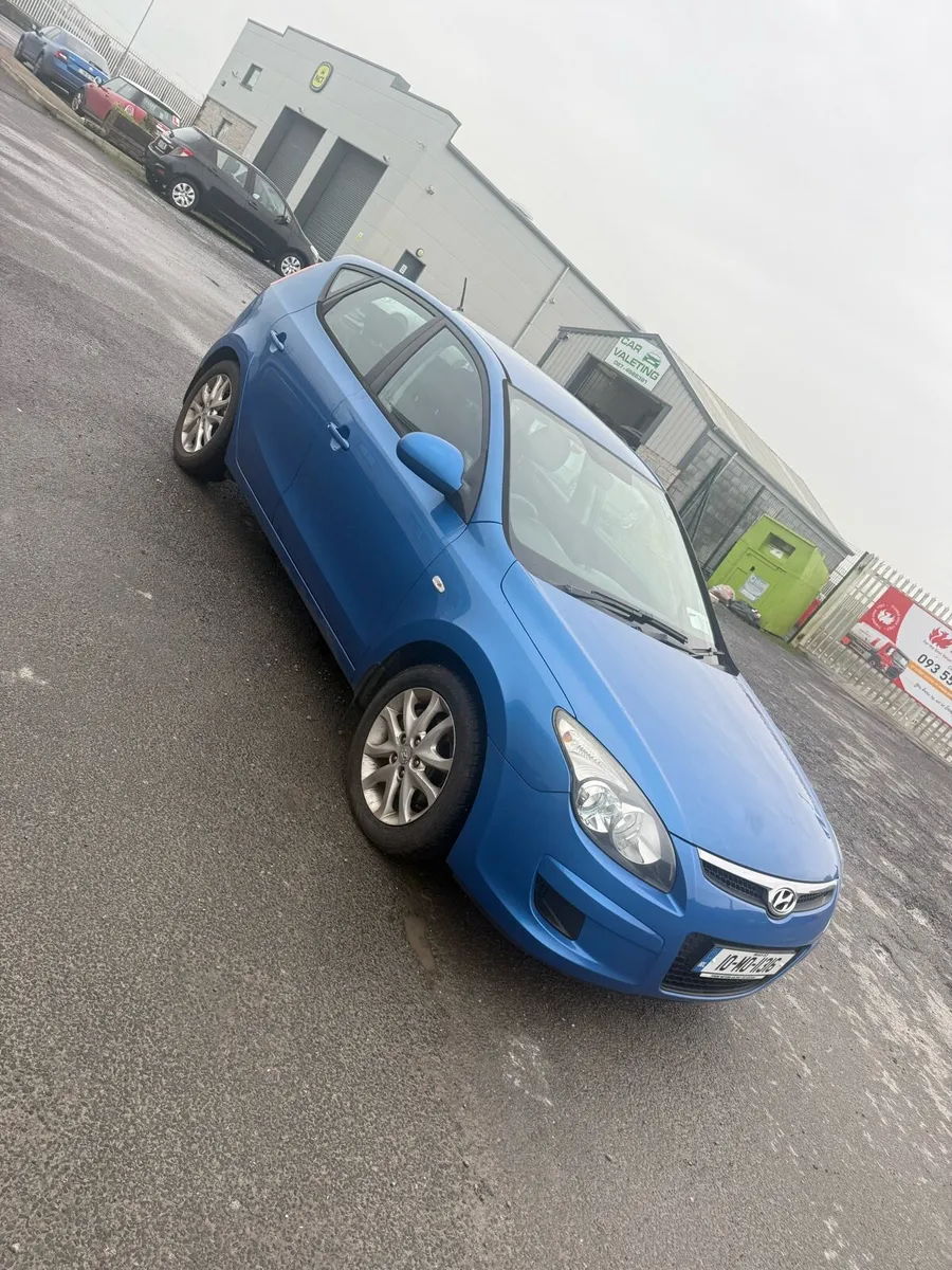 Hyundai i30 - Image 2