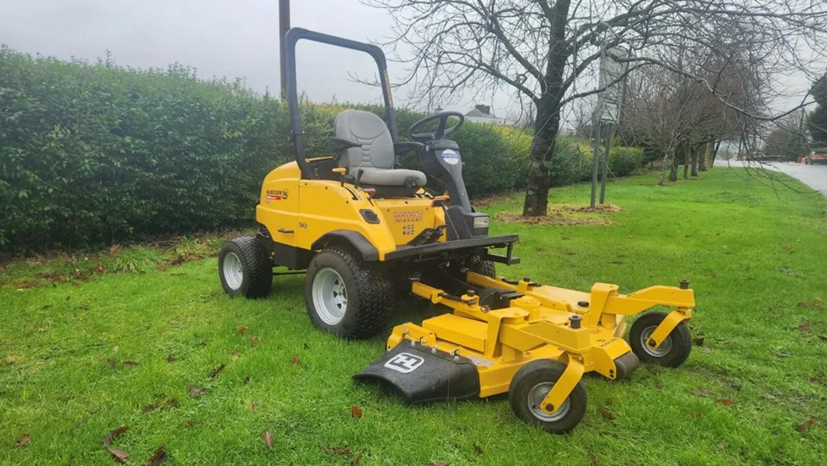 Hustler 3700 Front Mower 38hp Diesel - Image 2