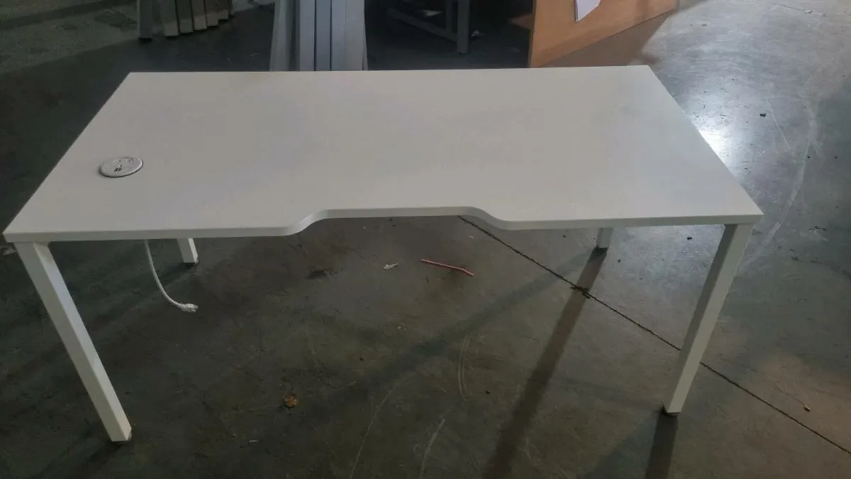 Office desk and pedestal - Image 2