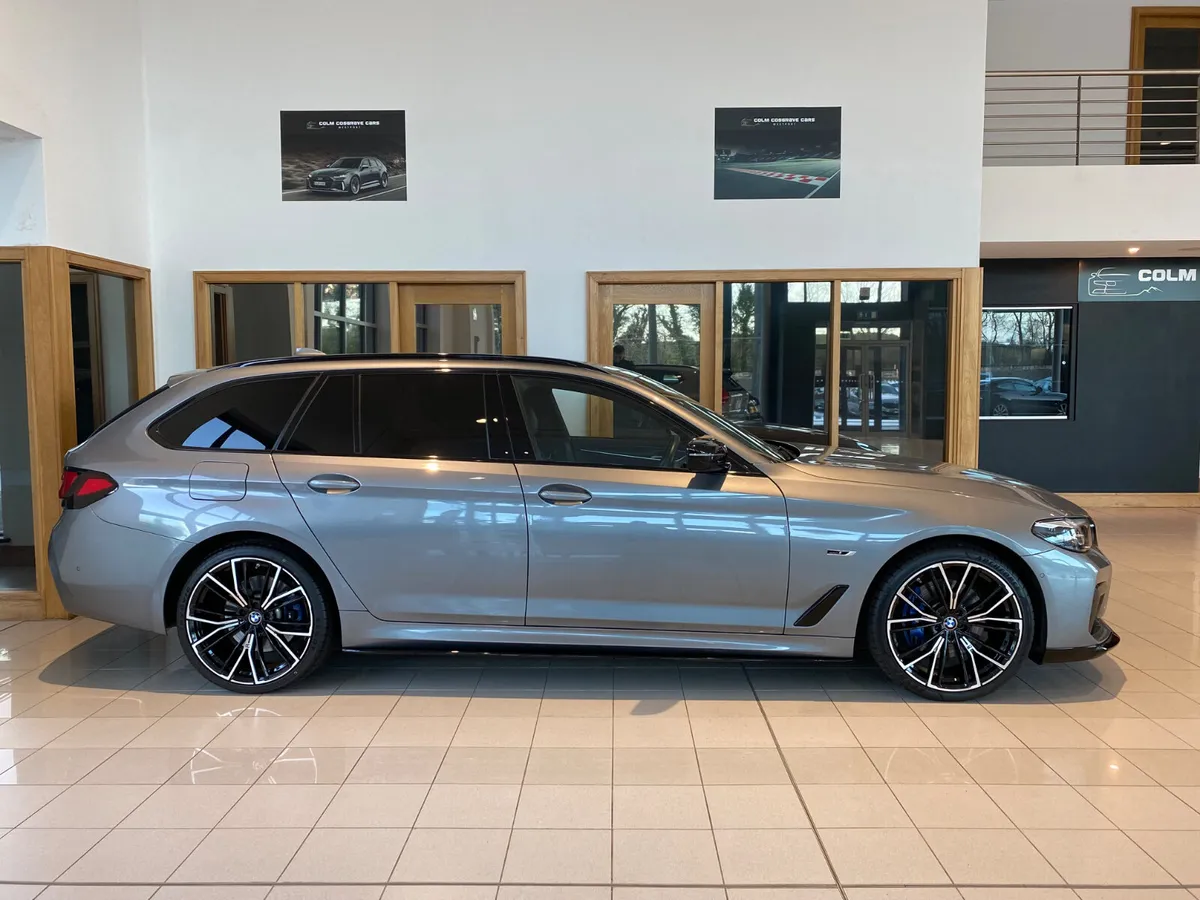BMW 5-Series 2022 G31 PHEV MSport 292BHP - Image 2