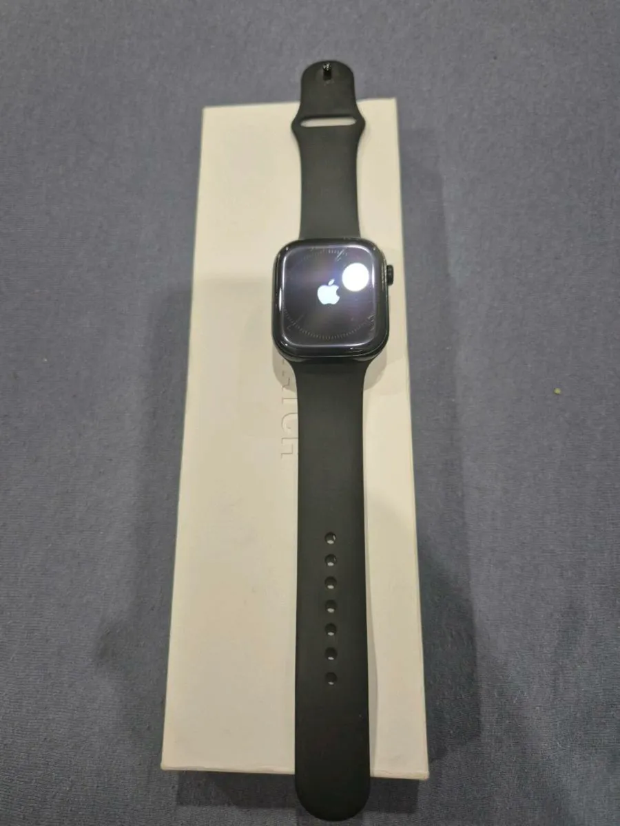 Apple watch 10 46mm - Image 1