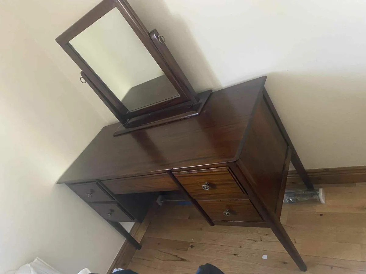 Dressing Table - Image 1