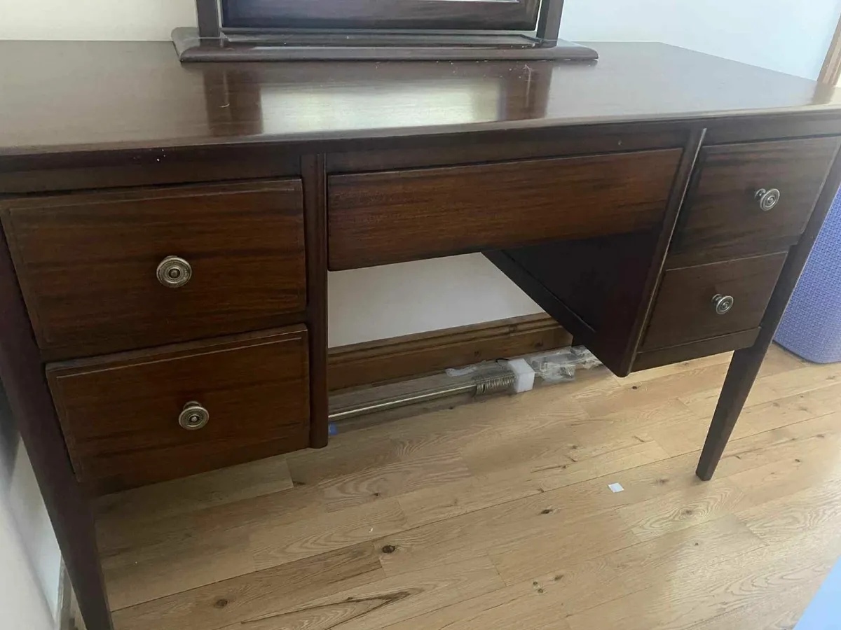 Dressing Table - Image 2