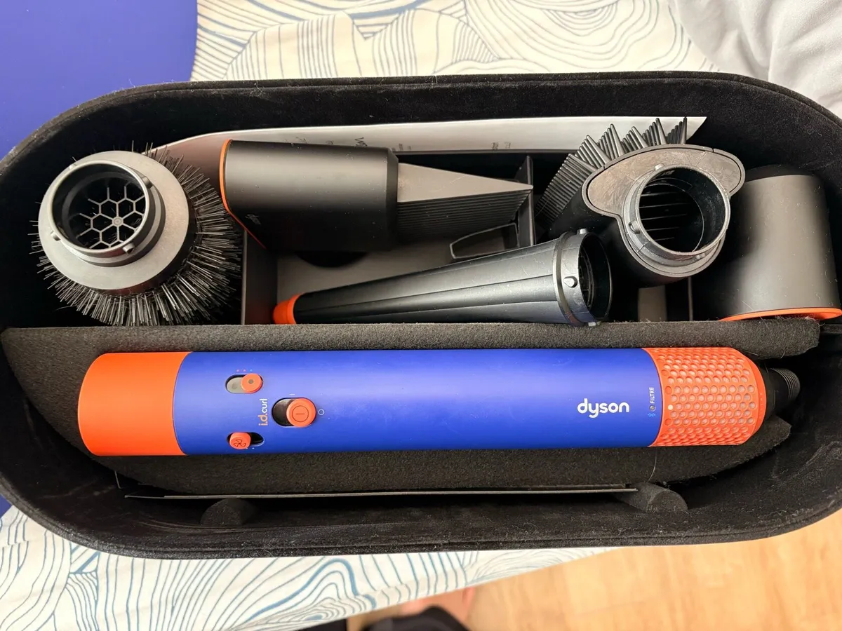Brand new Dyson Airwrap I.d - Image 4