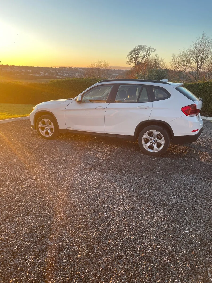 BMW X1 2015 - Image 2