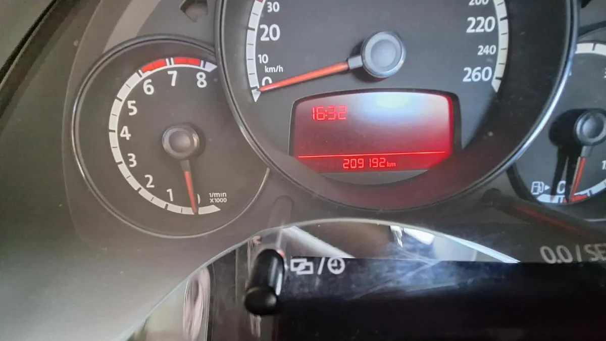 Volkswagen Beetle 2013 - Image 3