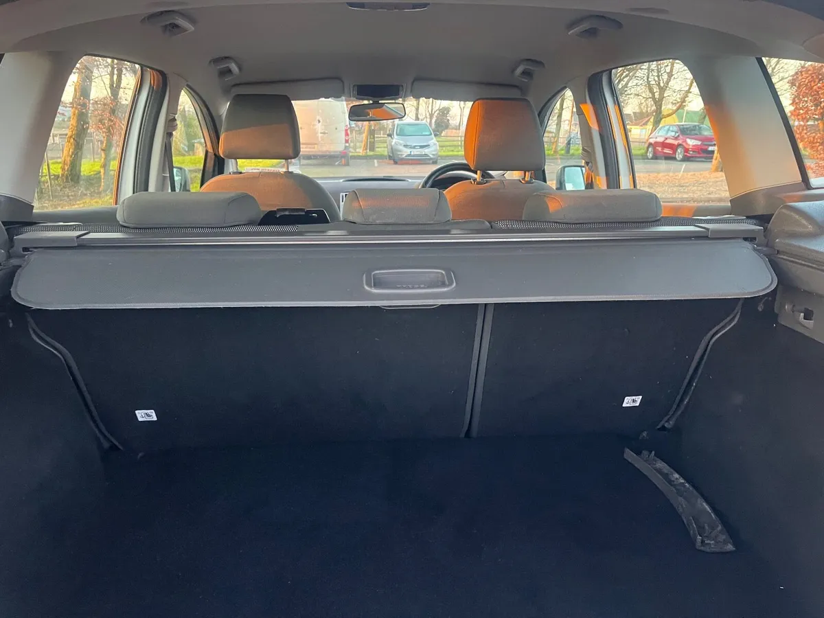 Ford kuga 4x4 Diesel - Image 2