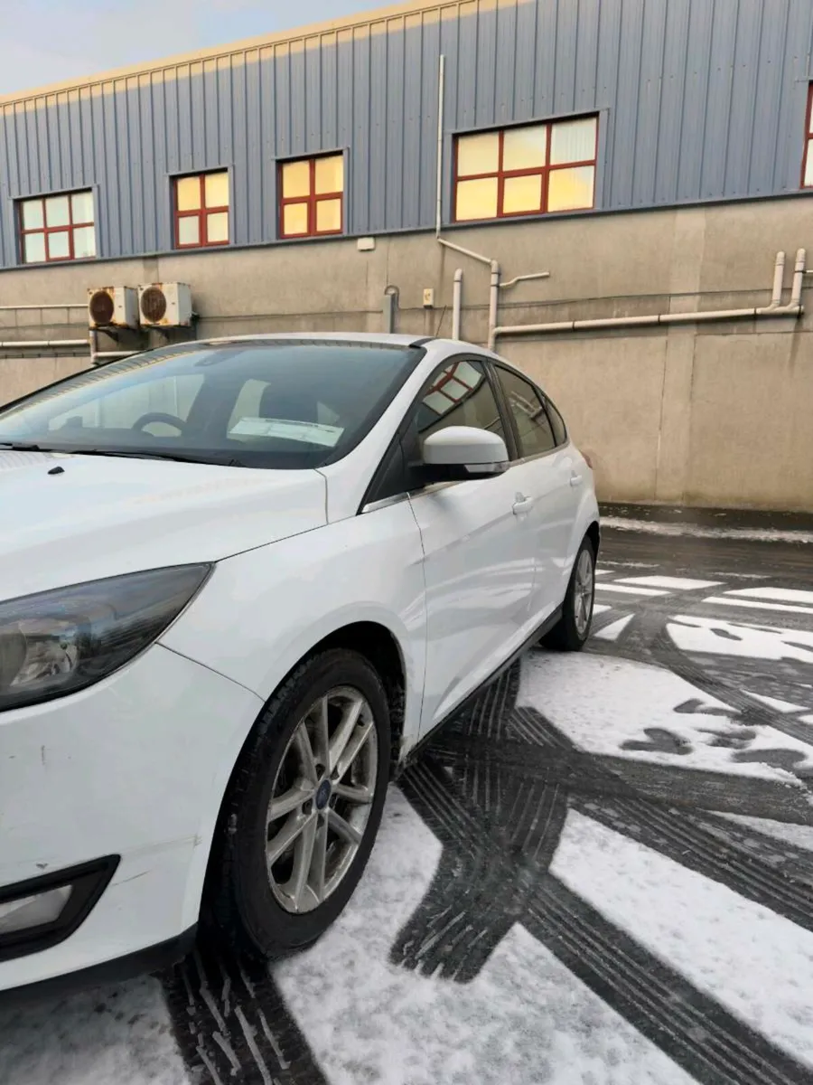 Ford Focus - Image 3