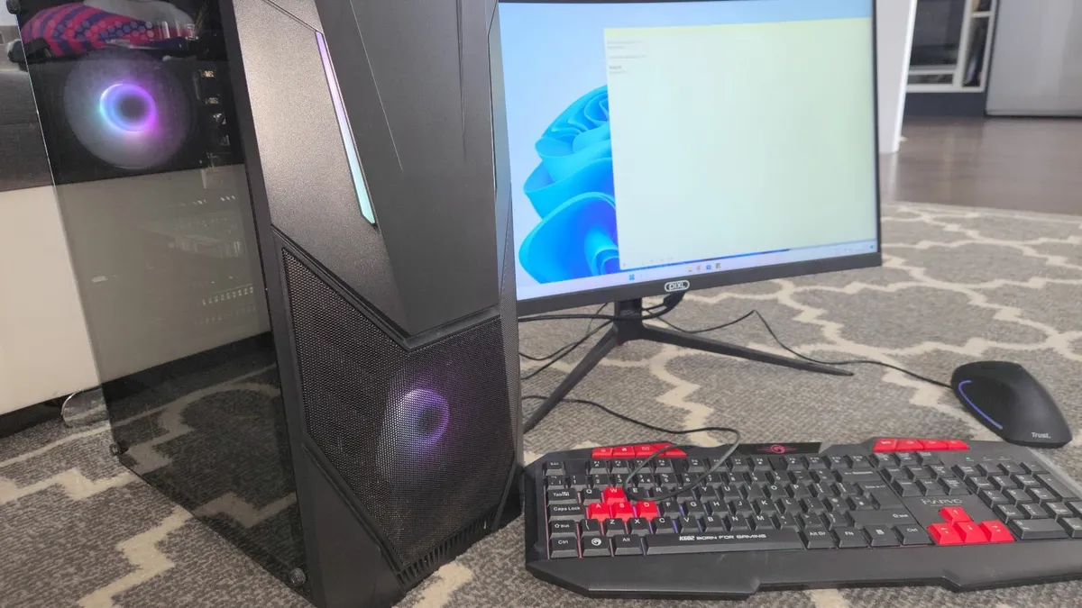 Desktop PC - Image 2