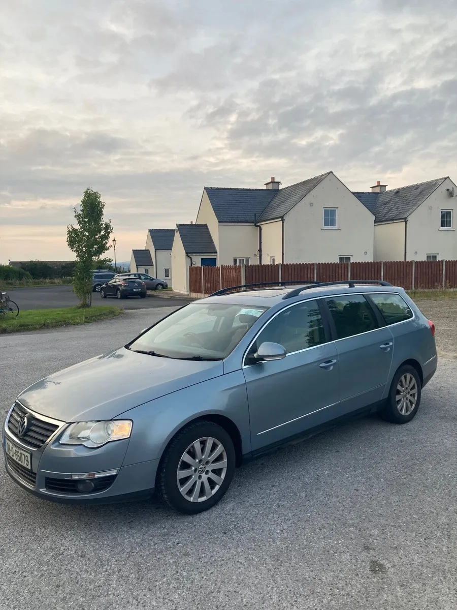 Volkswagen Passat 2008 - Image 1