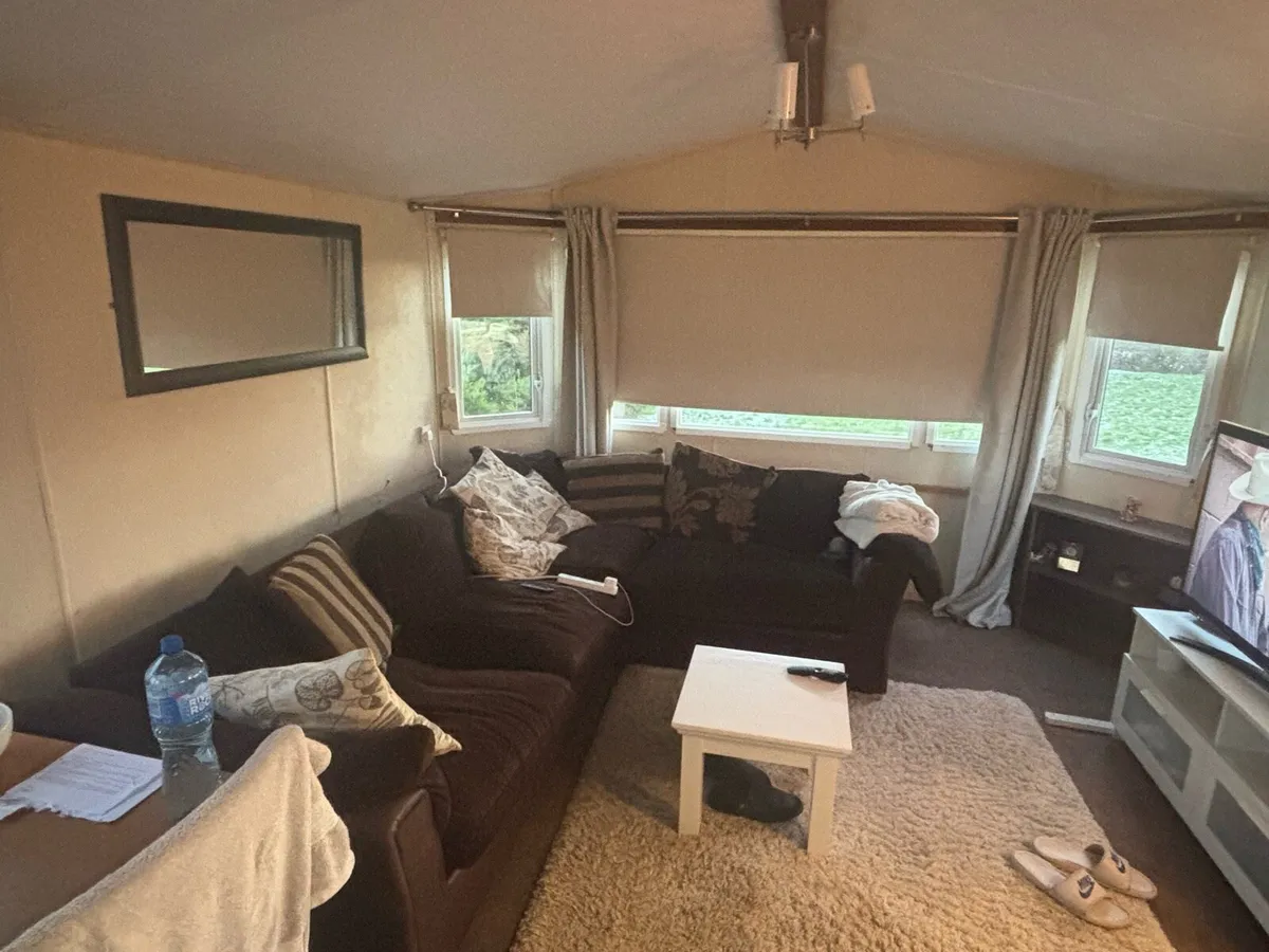 Mobile Home - Image 4