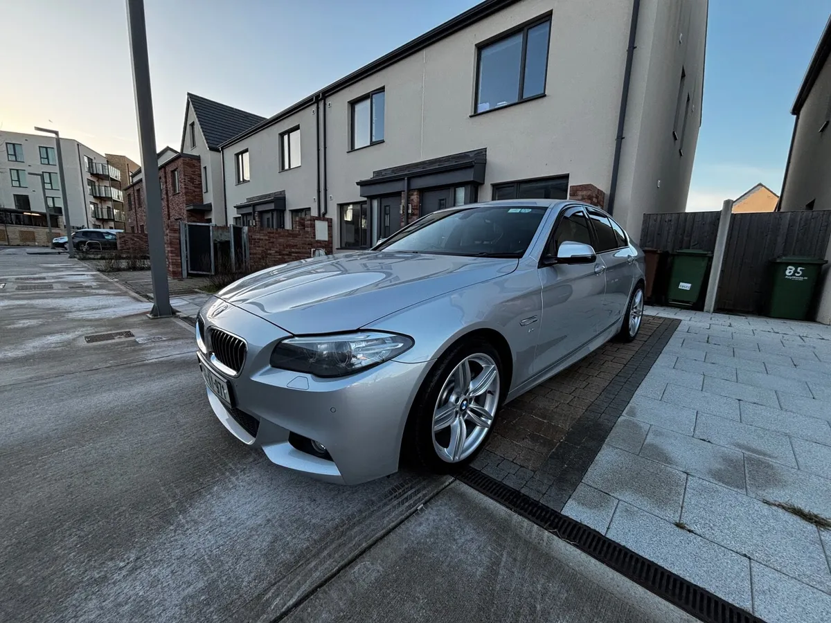 BMW 5-Series 2013 - Image 2