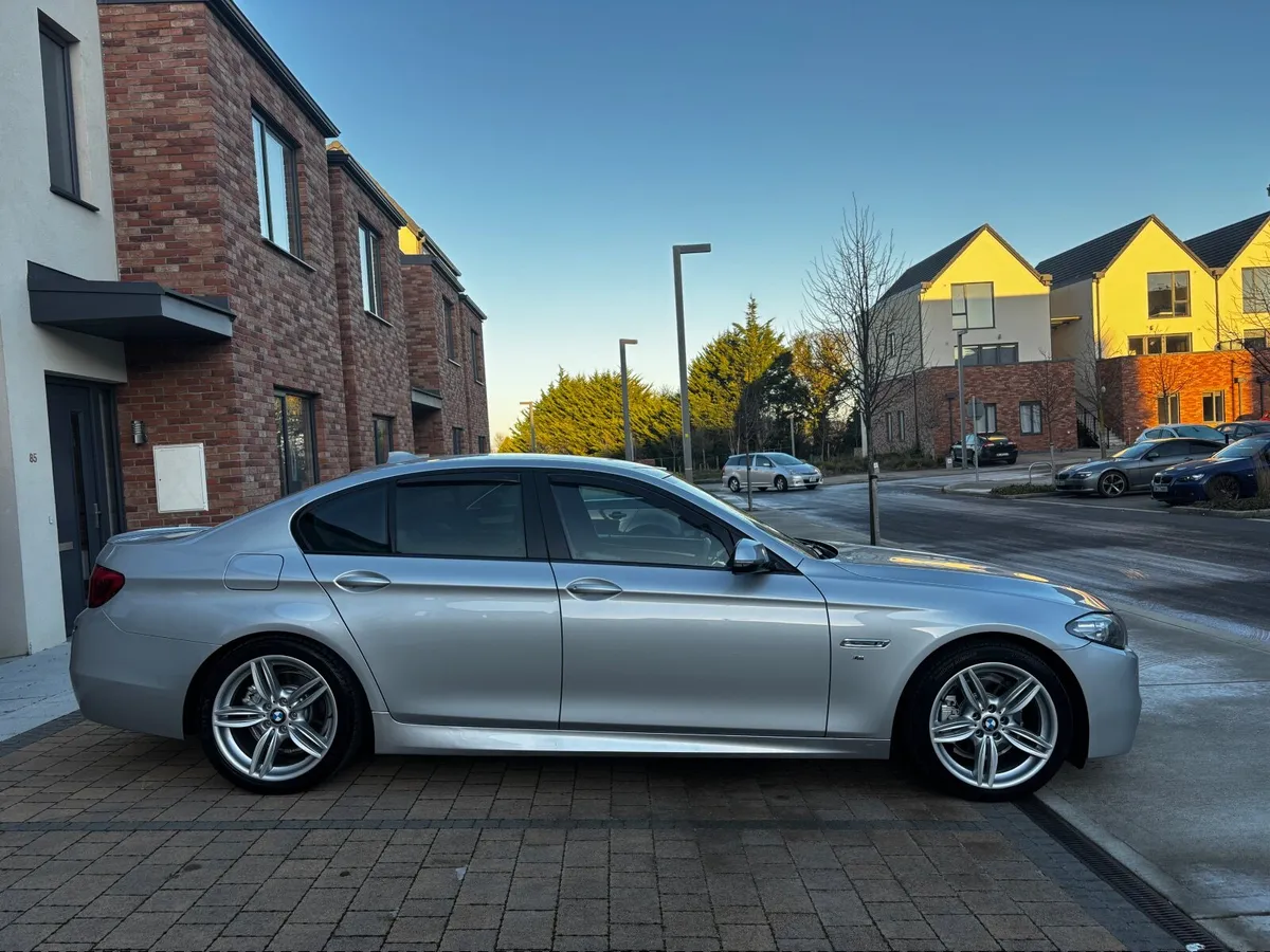 BMW 5-Series 2013 - Image 3
