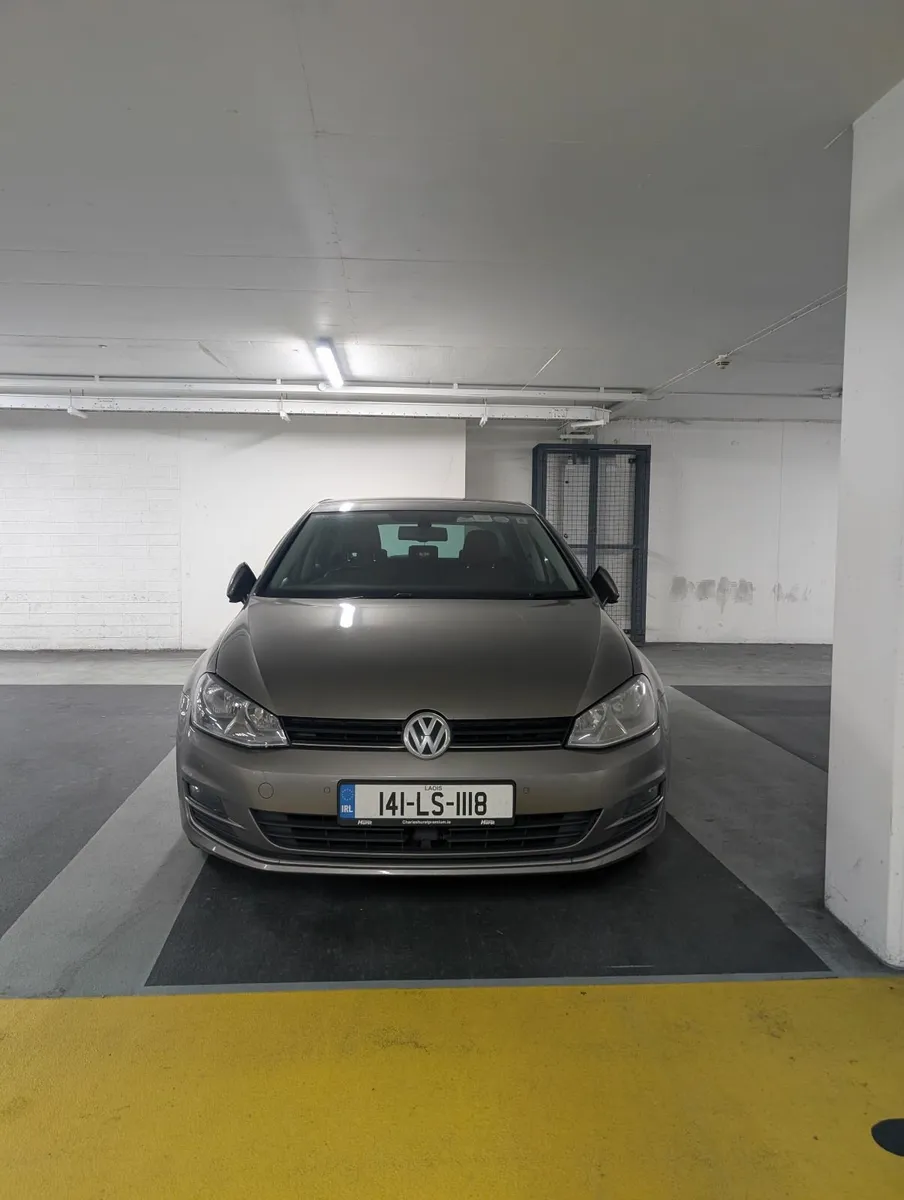Volkswagen Golf 2014 - Image 1