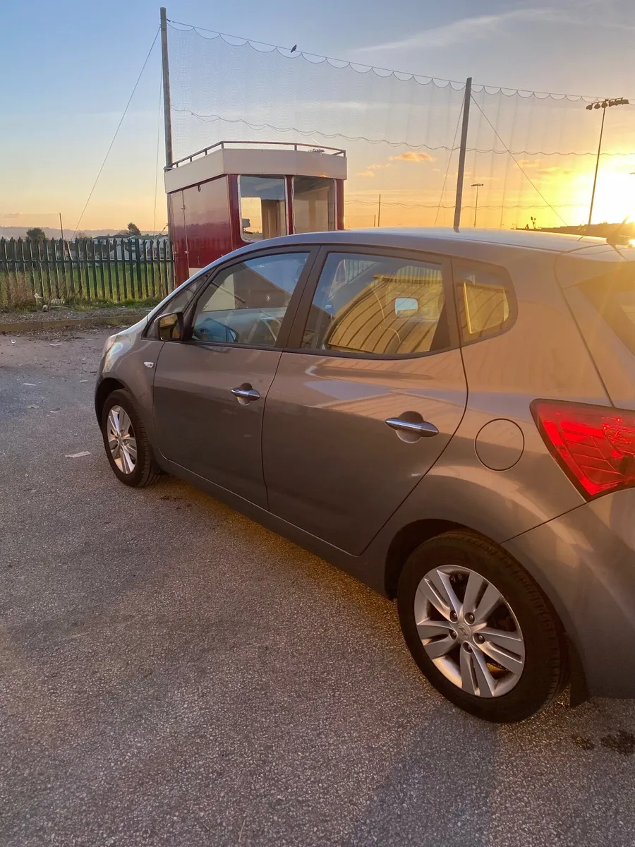 Hyundai ix20 2015 deluxe - Image 4