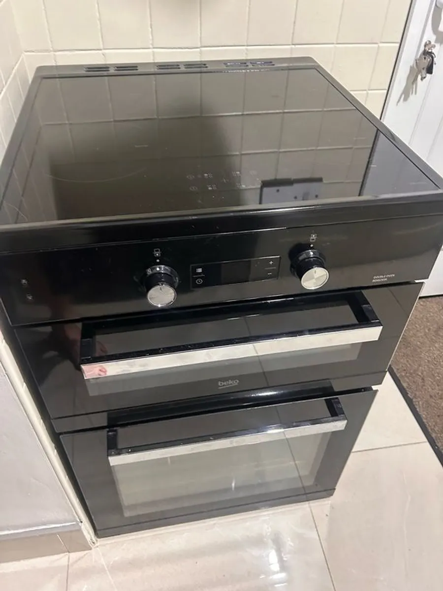 Electric cooker plus washing machine - Image 1