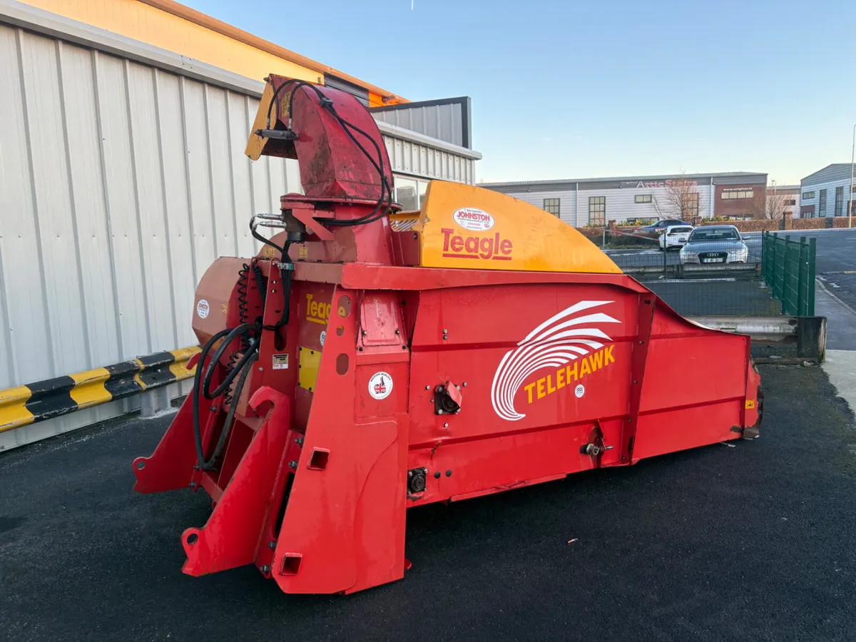 2017 Teagle Telehawk Straw Blower - Image 1