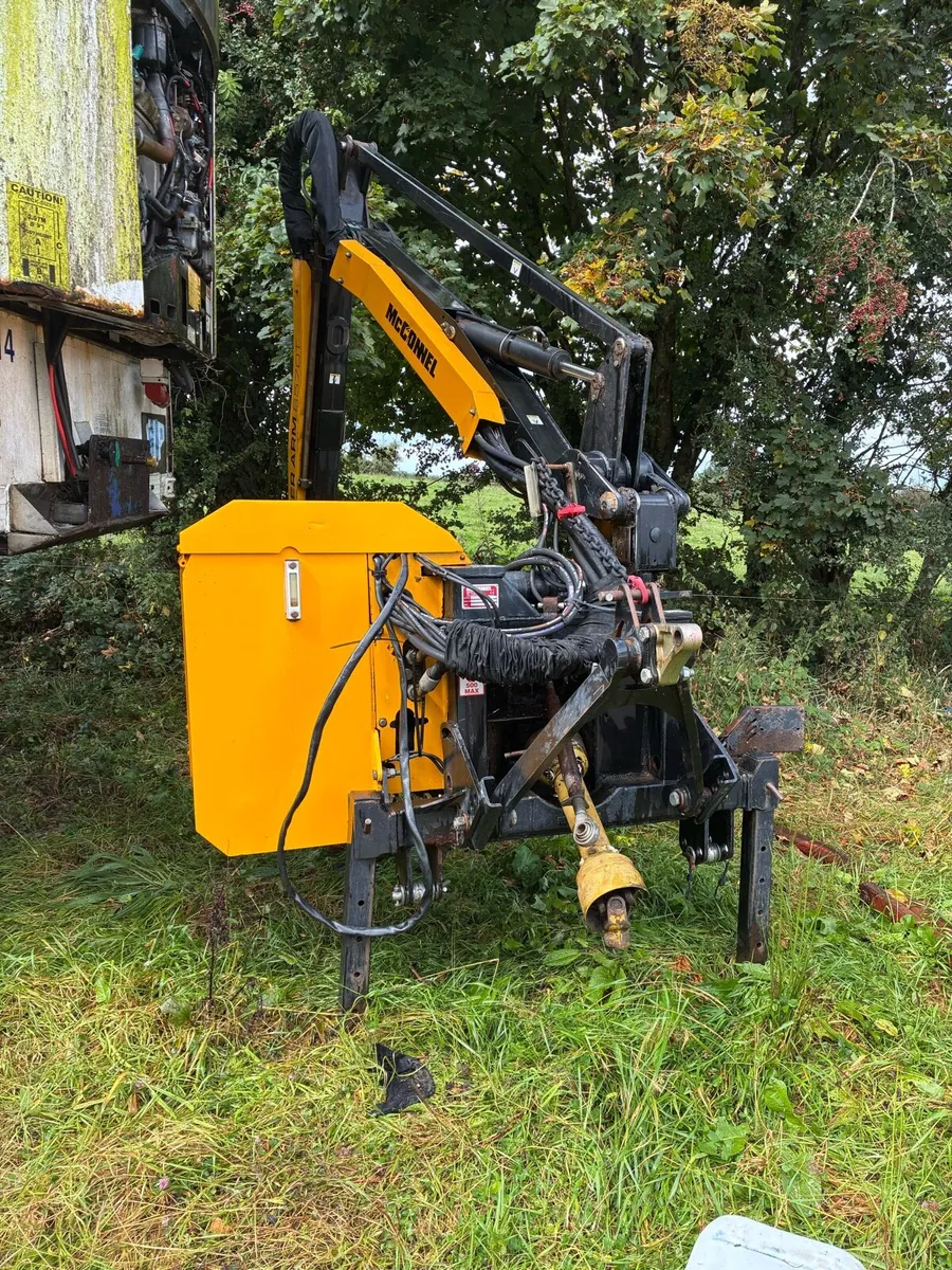 McConnell 6570T hedgecutter - Image 2