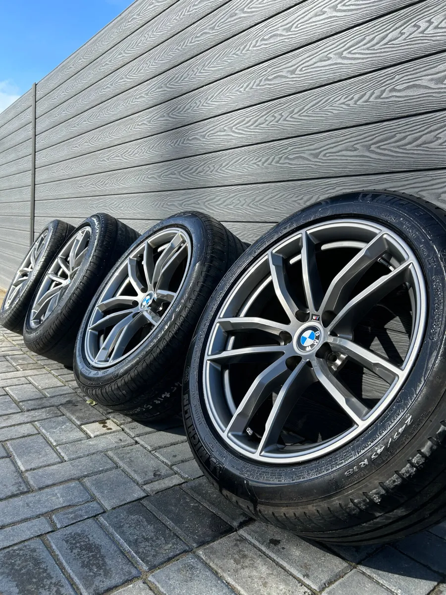 18” GENUINE BMW 5 SERIES ALLOY WHEELS & TYRES - Image 3