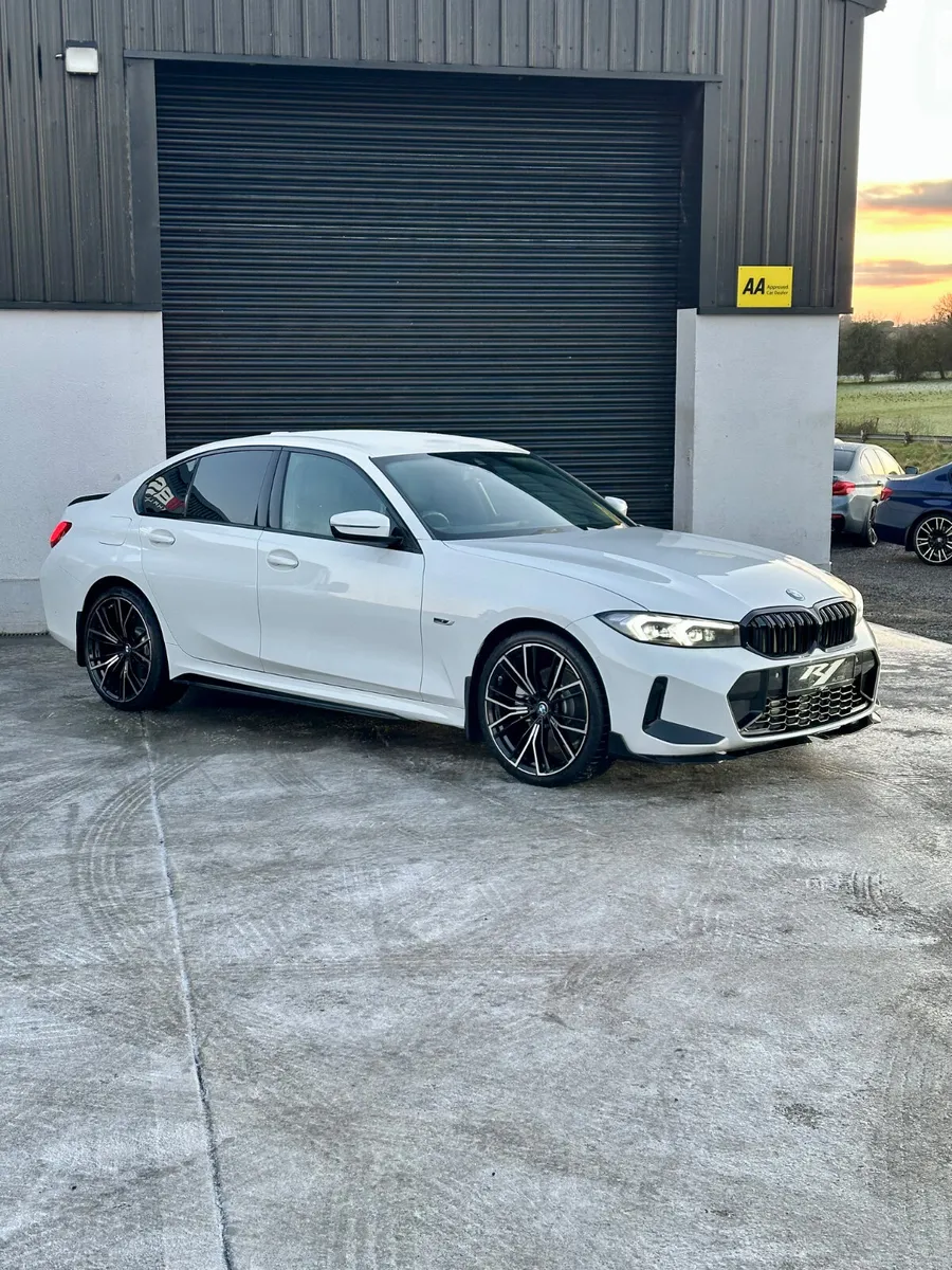 2023 BMW 330E MSPORT LCI 290BHP MPERFORMANCE - Image 2
