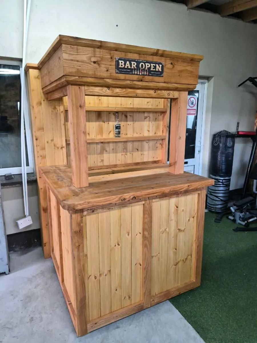 Patio  bar - Image 1