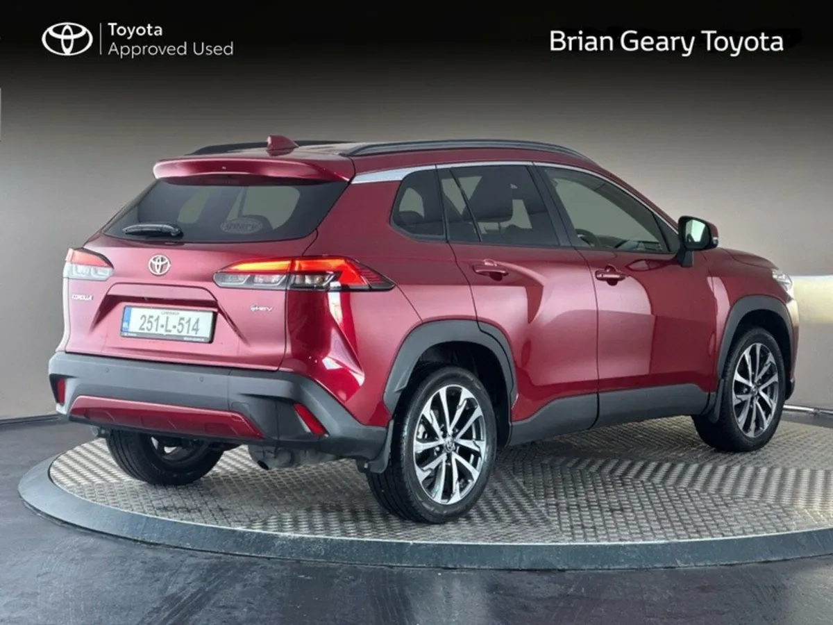 Toyota Corolla Cross SOL Hybrid Top of the range - Image 2