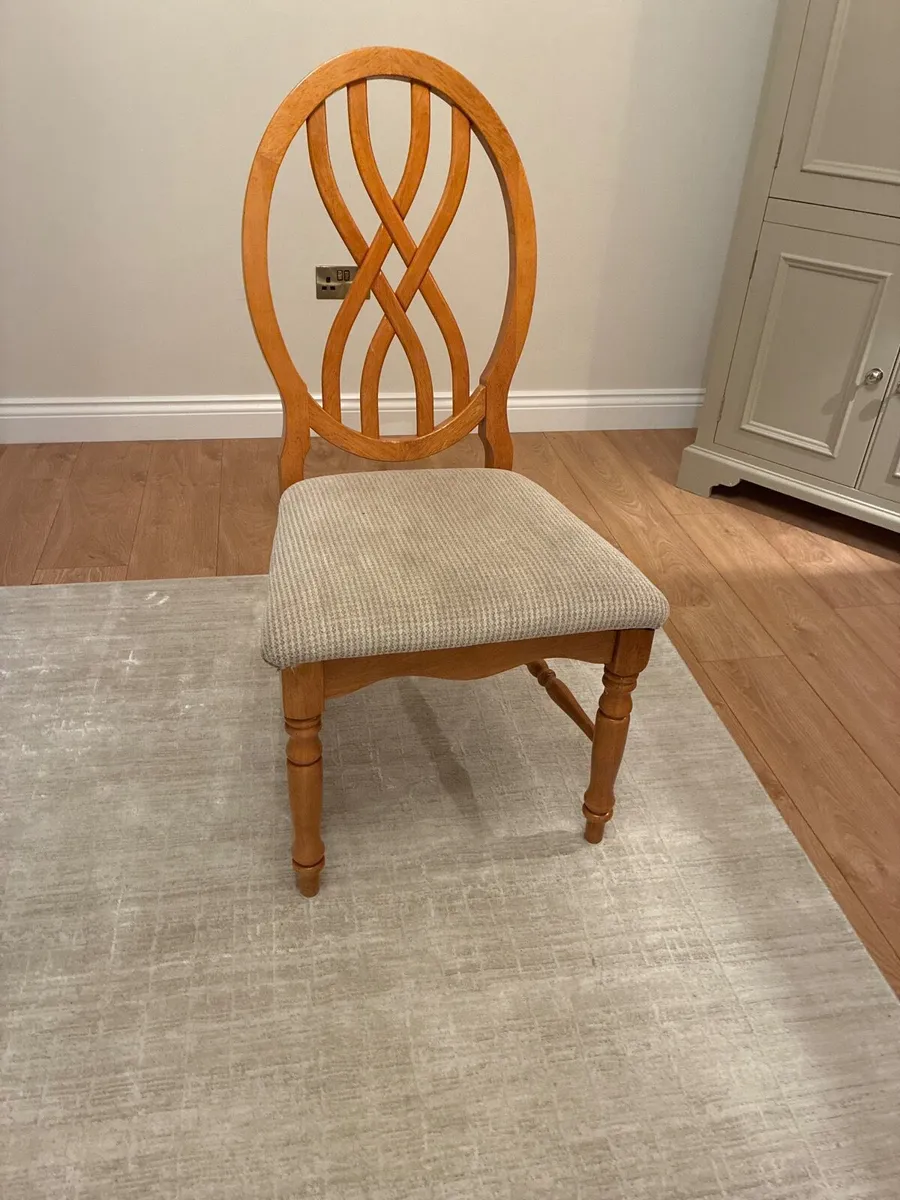 Kitchen table and six chairs - Image 2