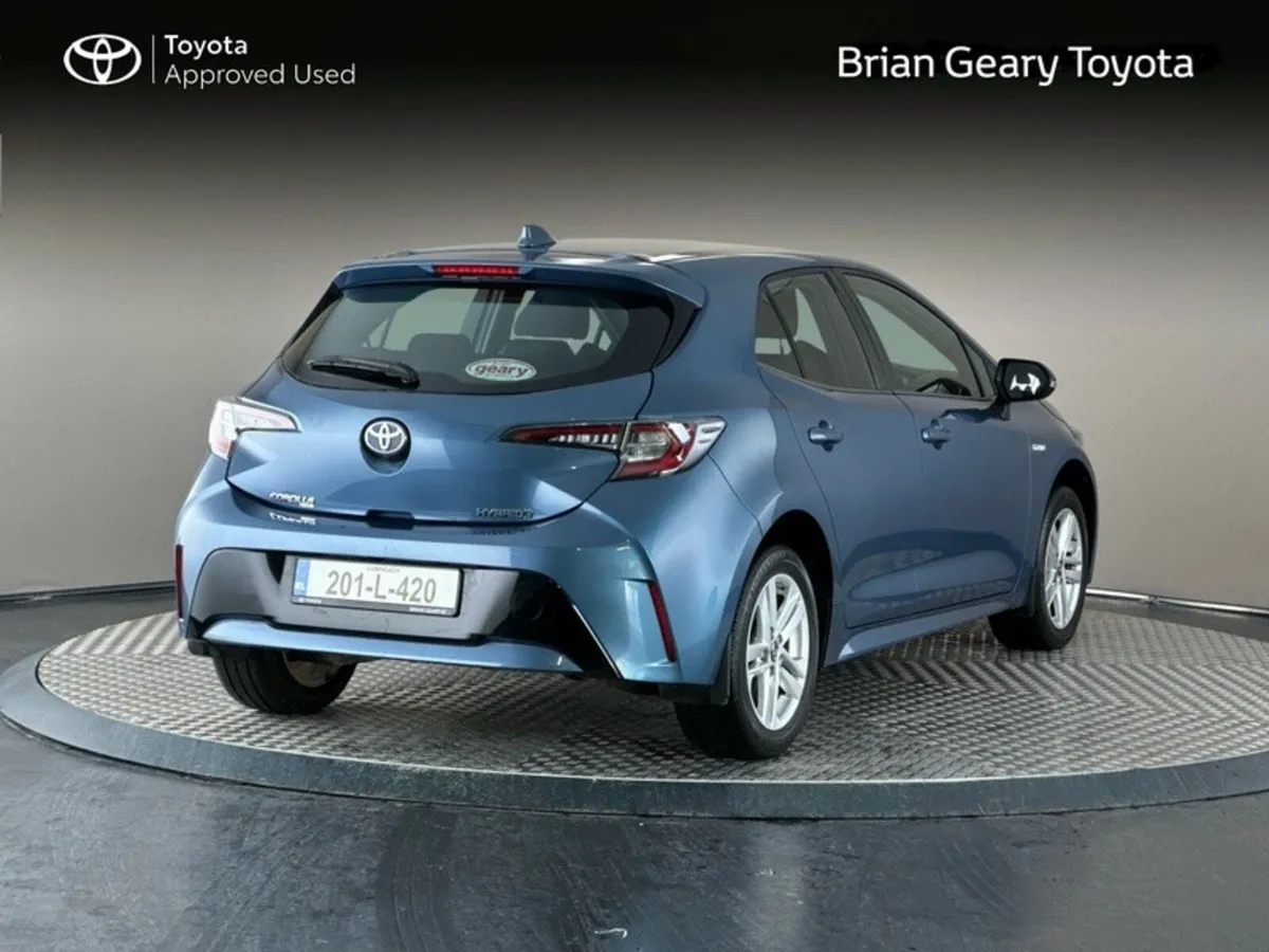 Toyota Corolla HYBRID LUNA H/B - Image 2