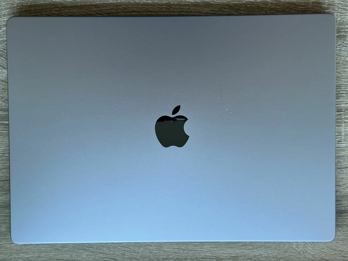 MacBook Pro 16" 2021 M1 Pro | 16GB | 512GB - Image 2