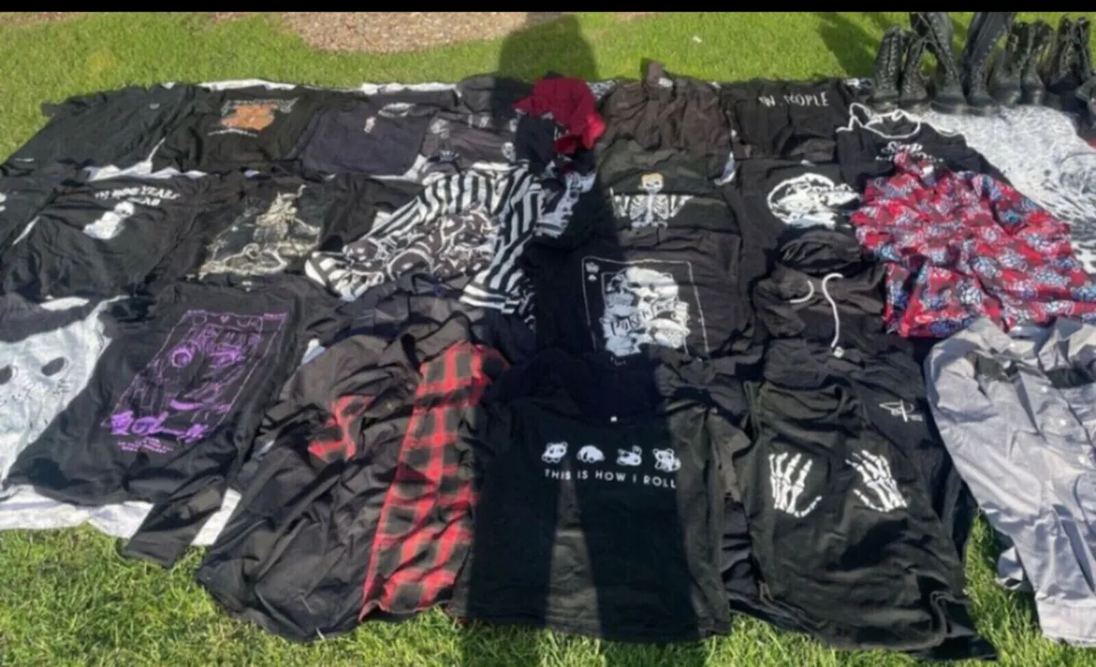 All clothes ONLY €49 - Image 1