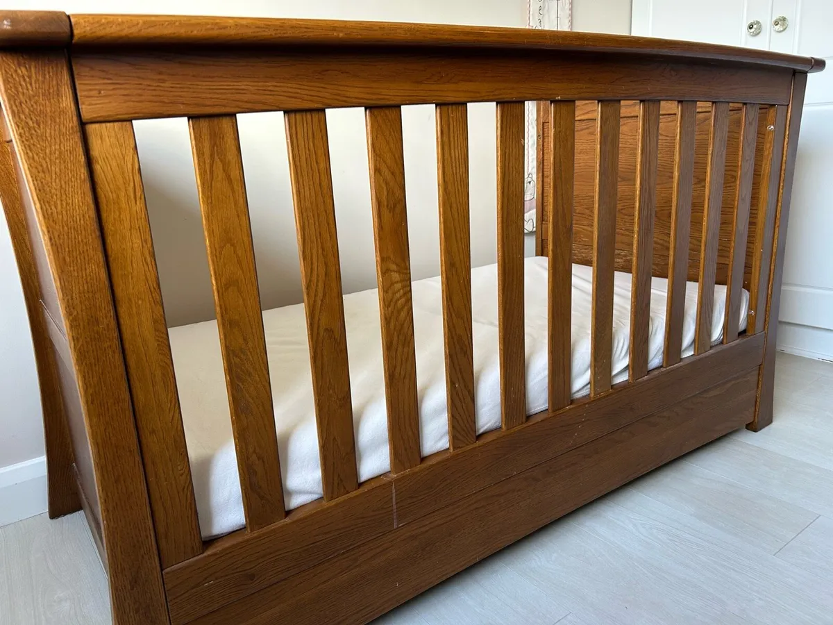 Mamas and Papas Soild Oak Ocean Cot and Cotbed - Image 1