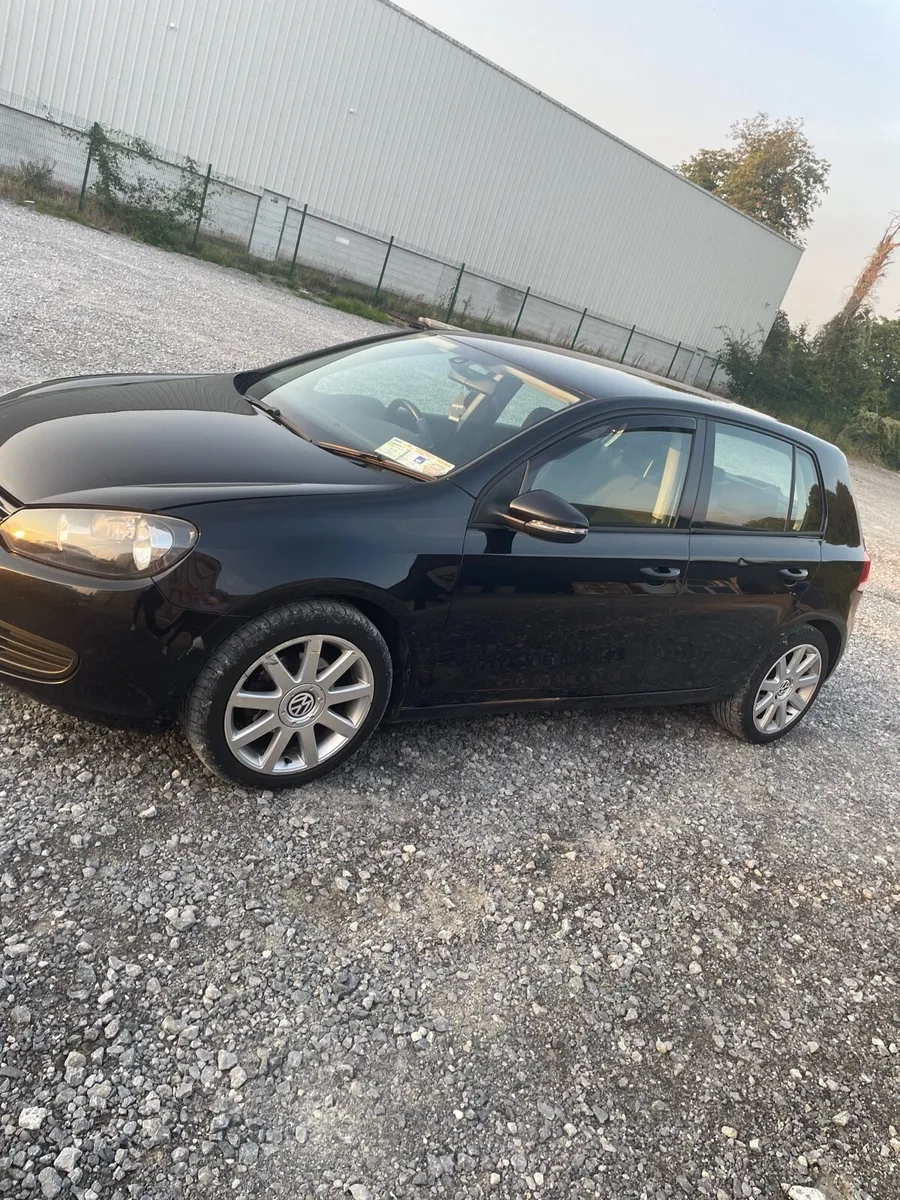 Volkswagen Golf SE 2.0L TDI - Image 2