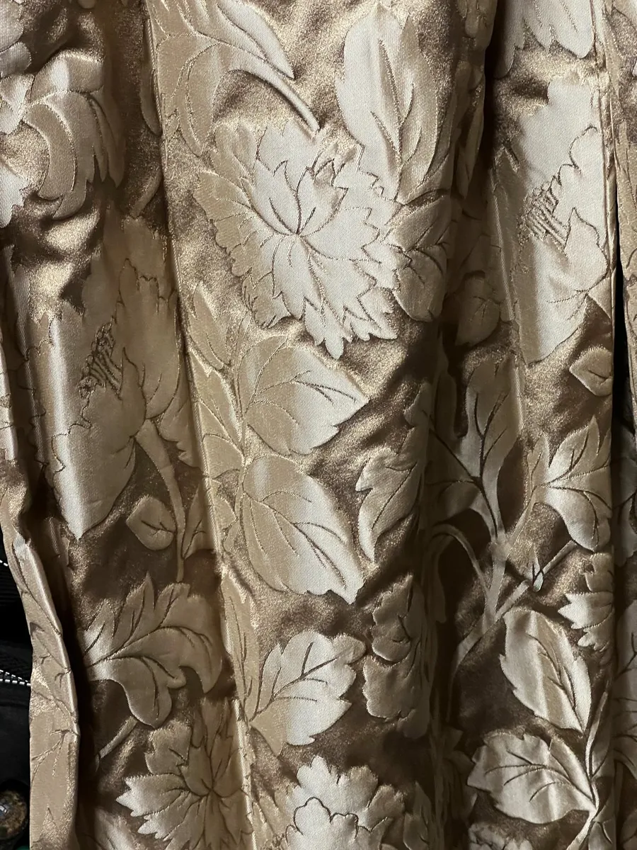 Luxurious Large Curtains - Image 1