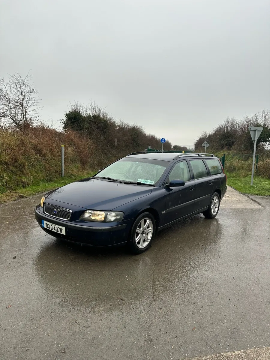 Volvo v70 2.0T - Image 1