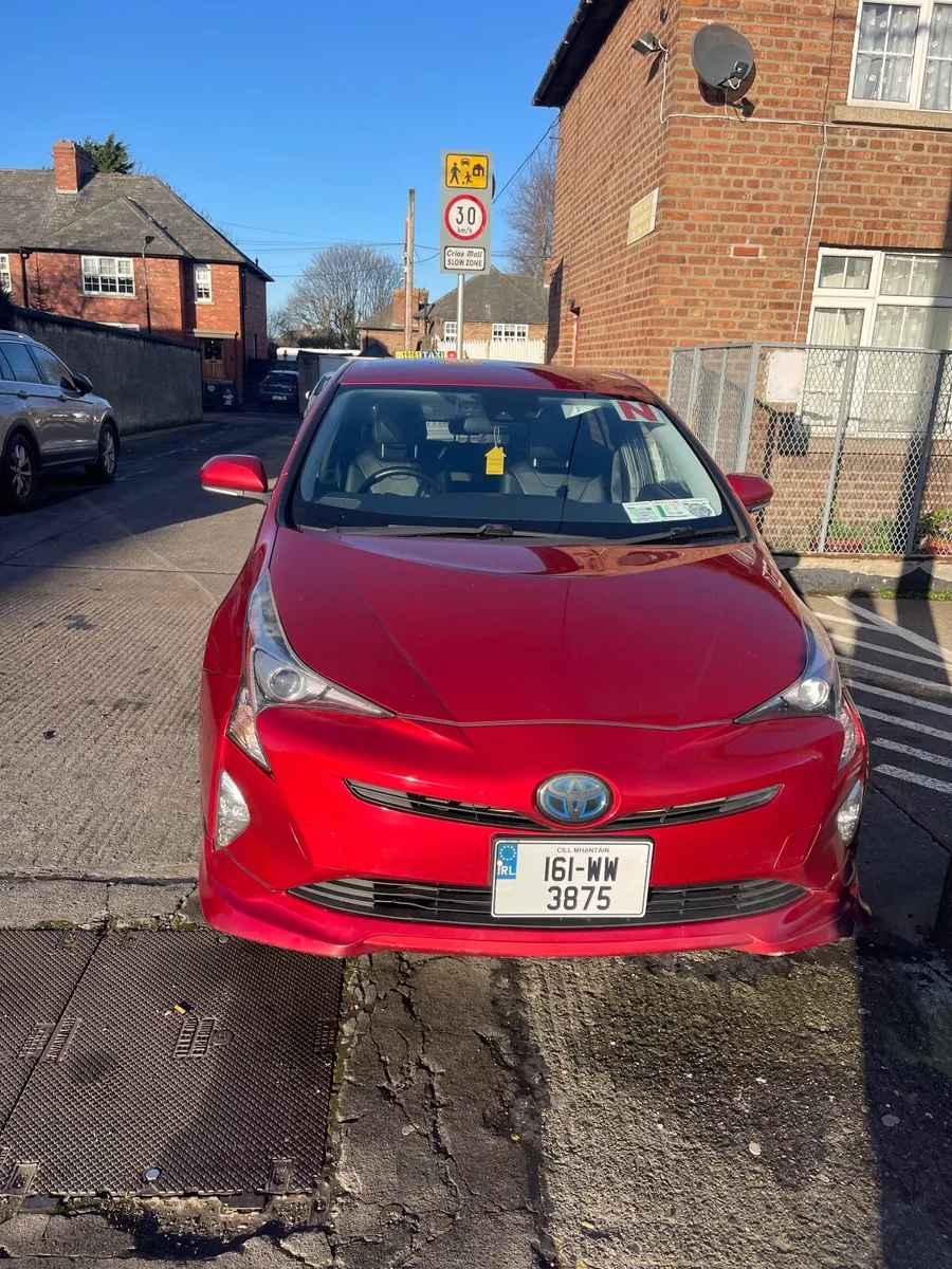 Toyota Prius - Image 4