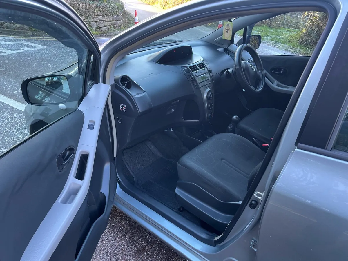 Yaris 1.0 petrol terra * NCT 06/26 - Image 4