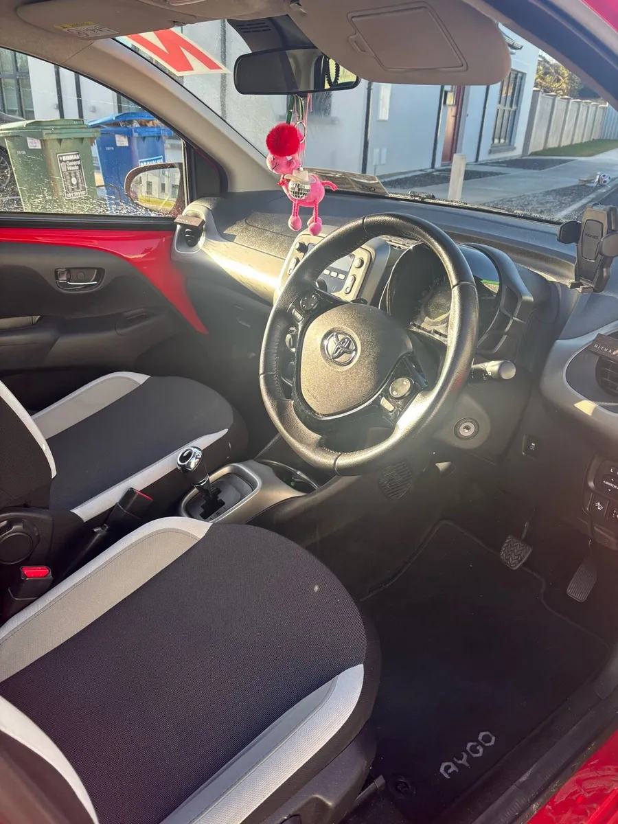 Automatic Toyota Aygo - Image 3