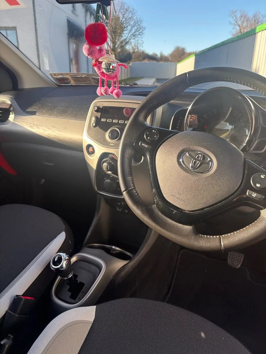 Automatic Toyota Aygo - Image 4