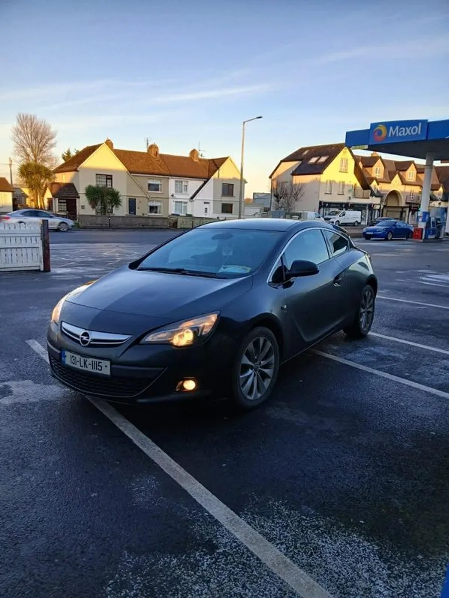 2013 Opel Astra Diesel GTC - Image 1