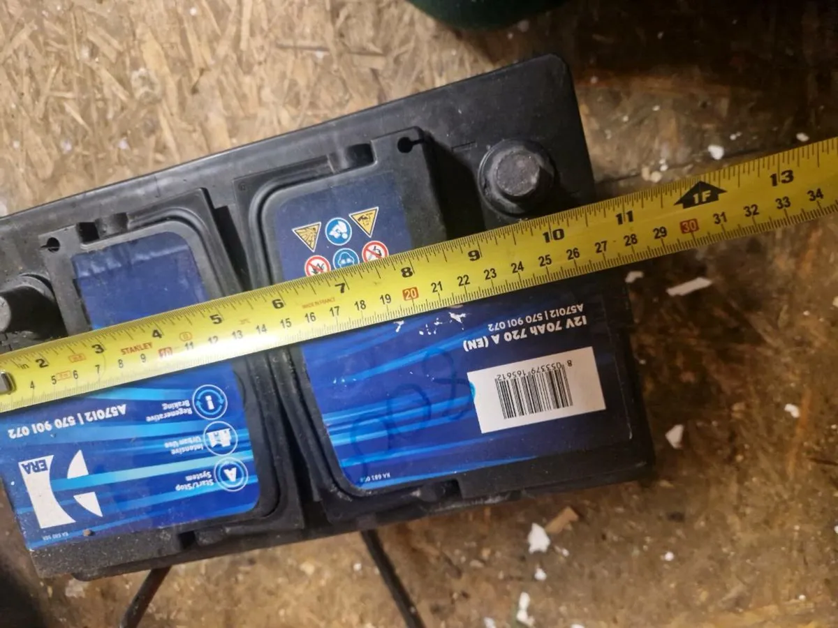 Car battery - Image 2