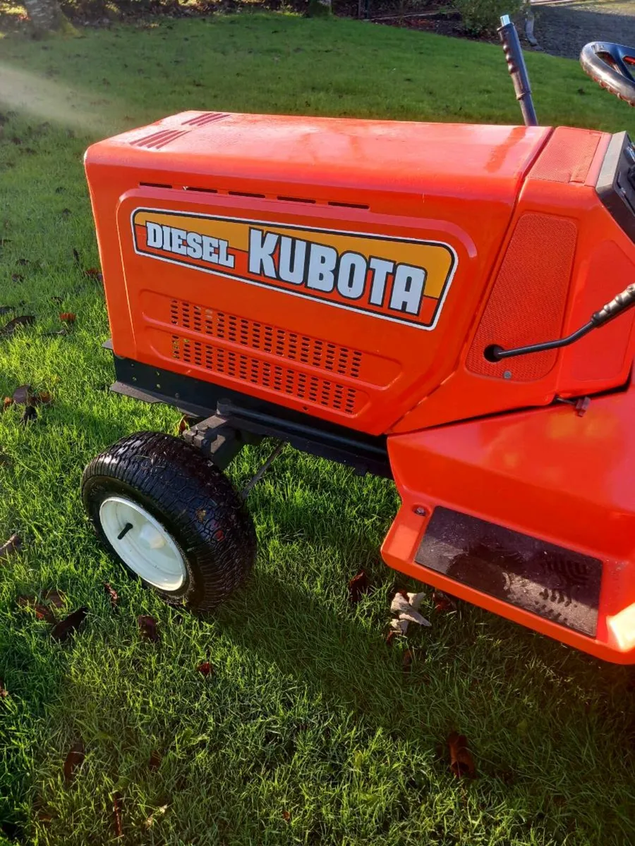 Kubota G3HST garden tractor/ ride on - Image 2