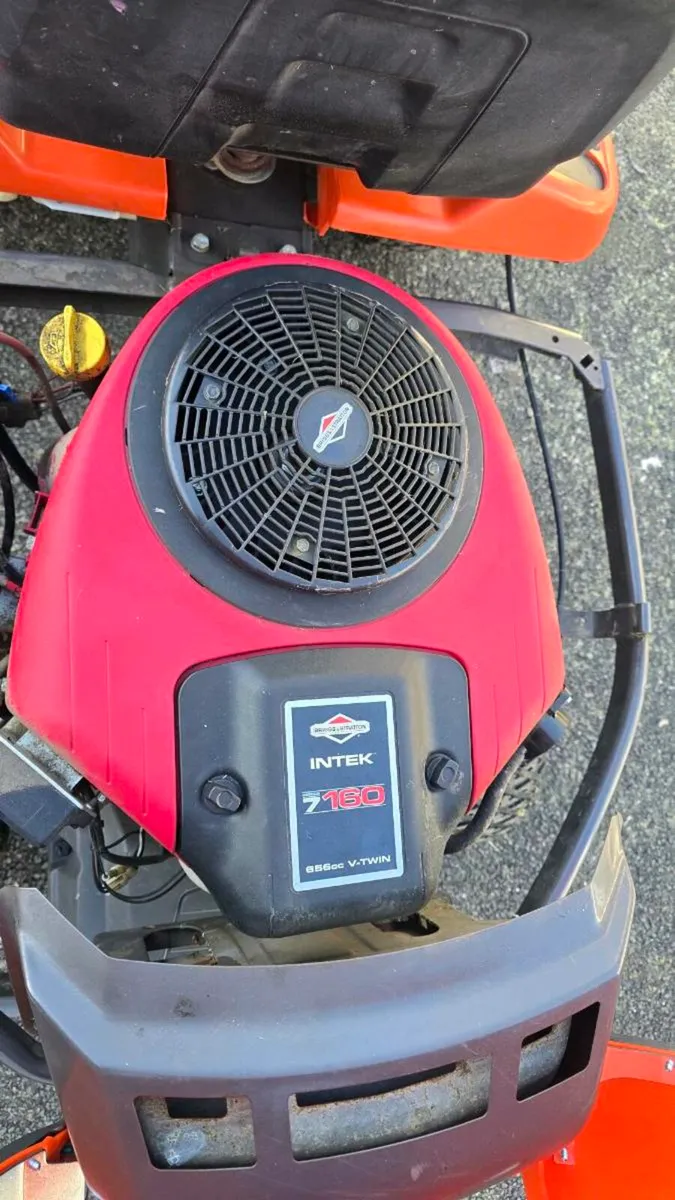 Husqvarna R214TC - Image 2