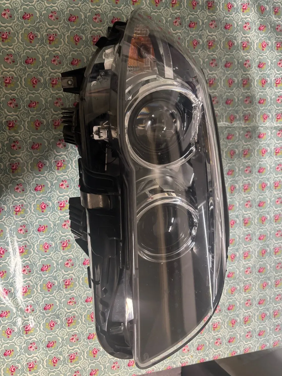 BMW DRIVER HEADLIGHT XENON - Image 1