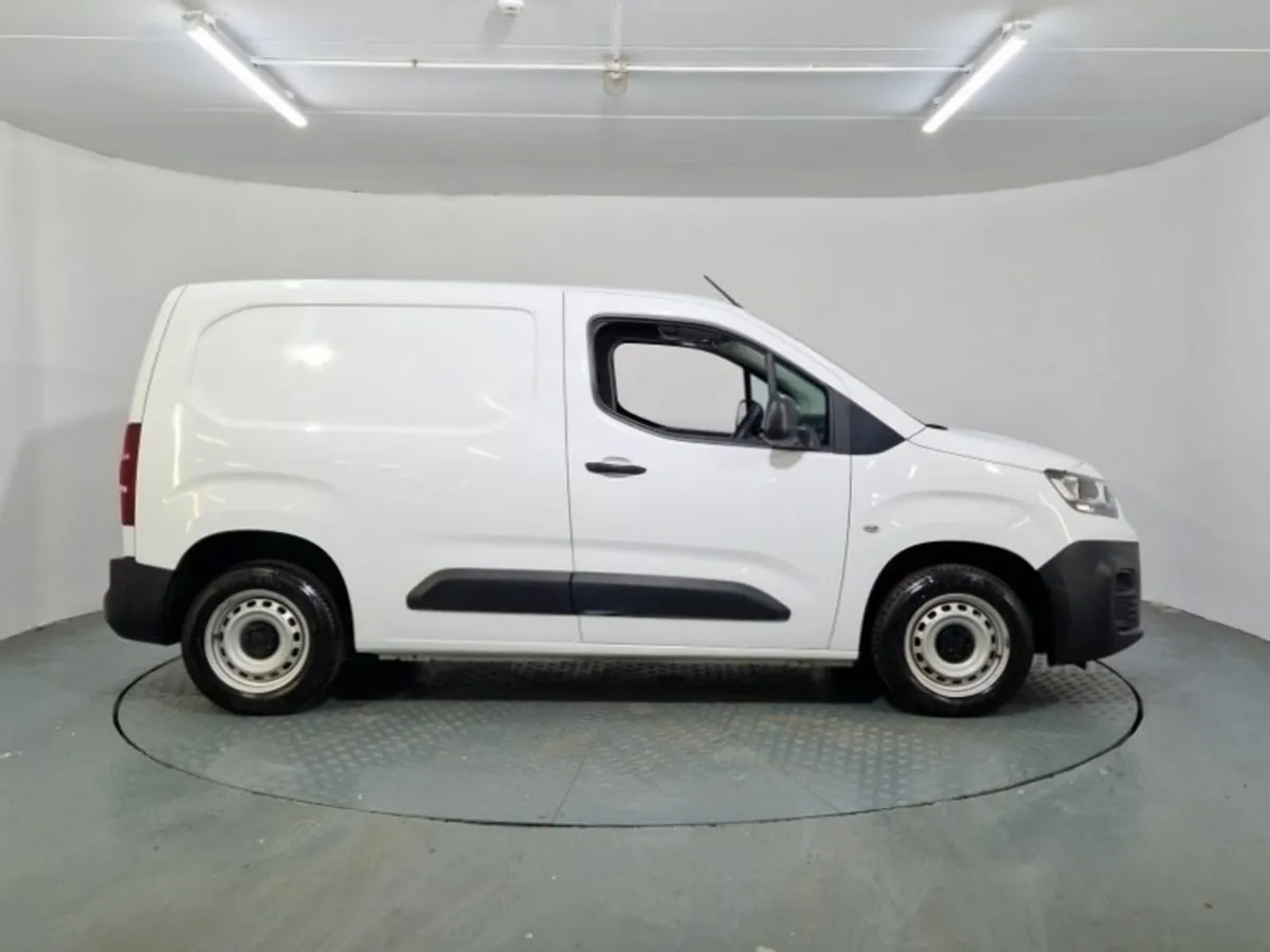 Fiat Doblo DOBLO SWB 1.5 100BHP  650 KG TECN - Image 4