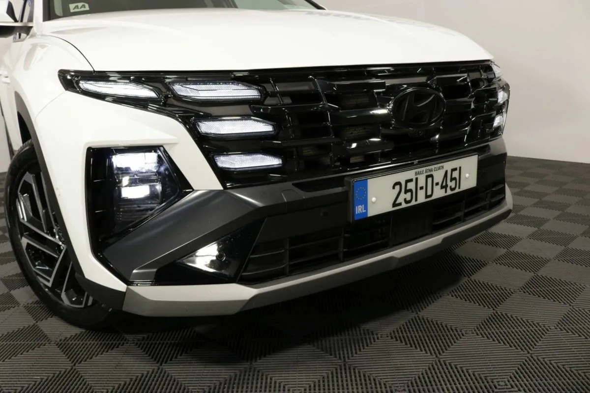 Hyundai Tucson HYBRID EXECUTIVE PLUS 1.6L PETROL A - Image 4