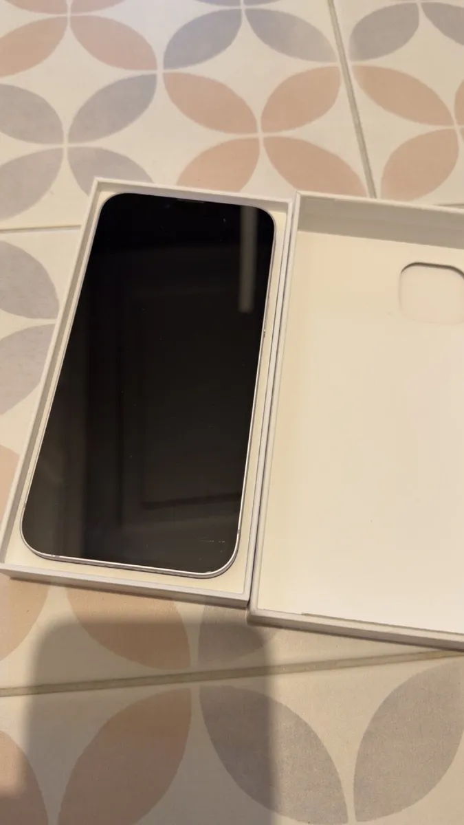 Purple iPhone 14 Plus  128gb - Image 1