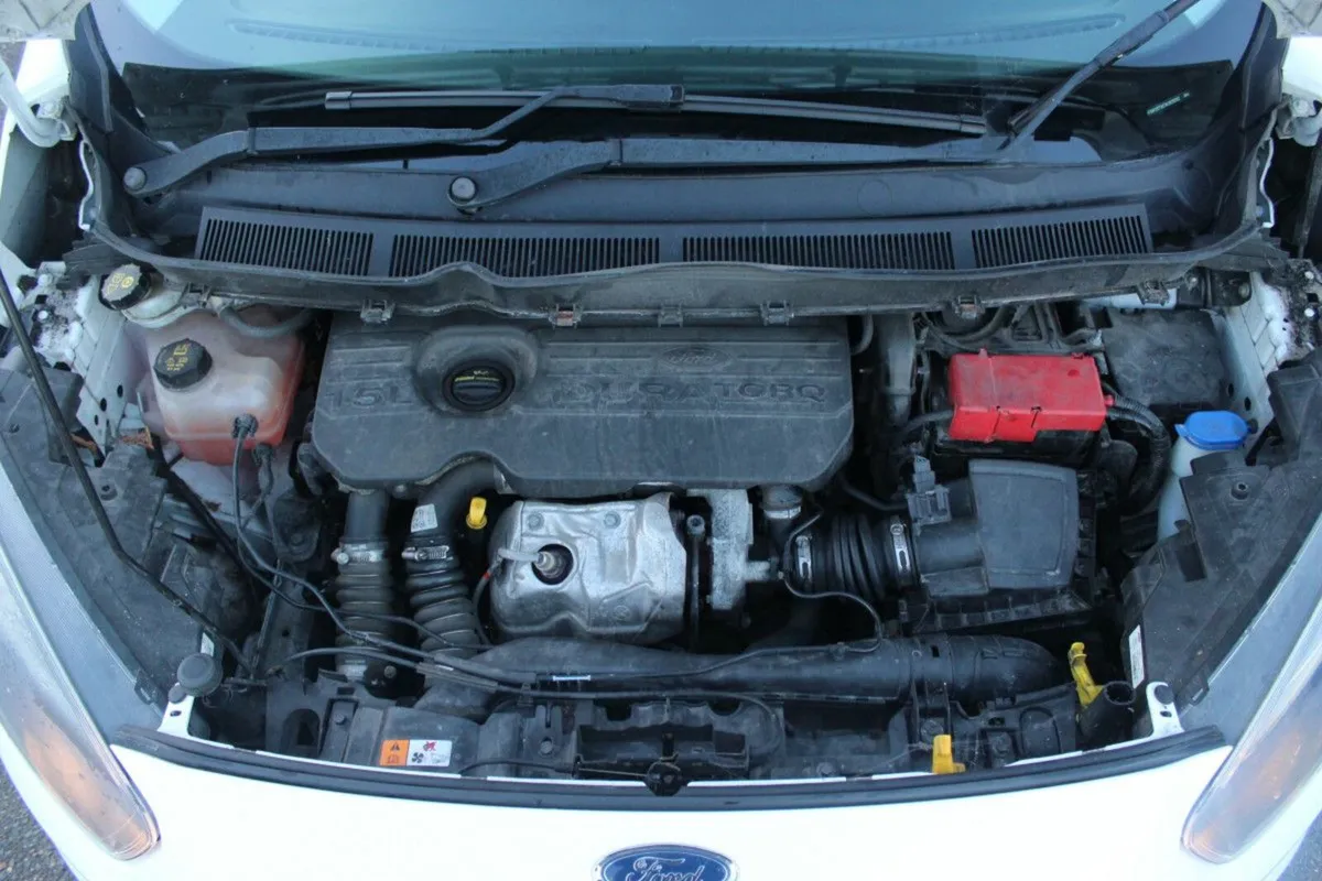 Ford Transit TRANSIT 3DR TREND 1.5 75BHP  3DR - Image 4