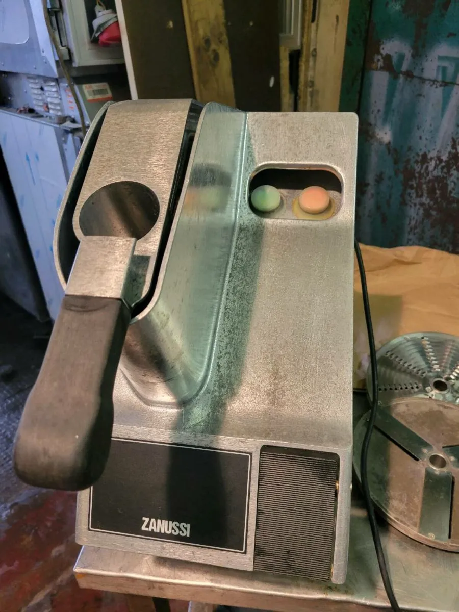 Cutter Vegetable Cutter ZANUSSI - Image 2