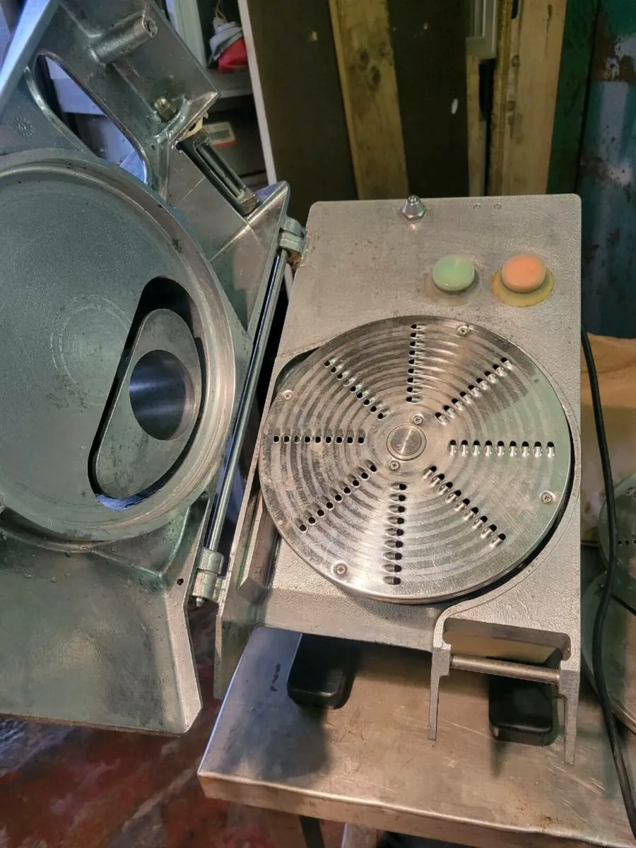 Cutter Vegetable Cutter ZANUSSI - Image 3