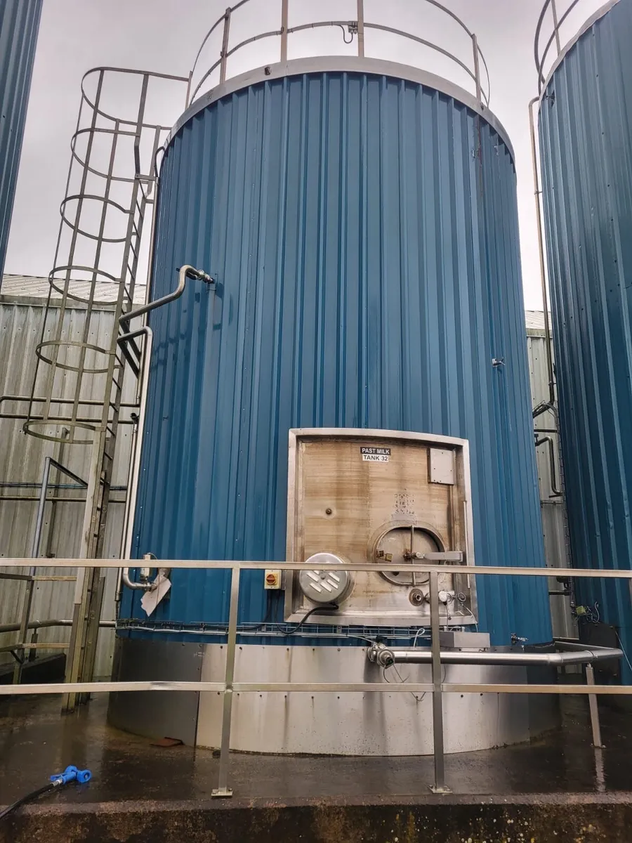Stainless Steel Tank - Image 2